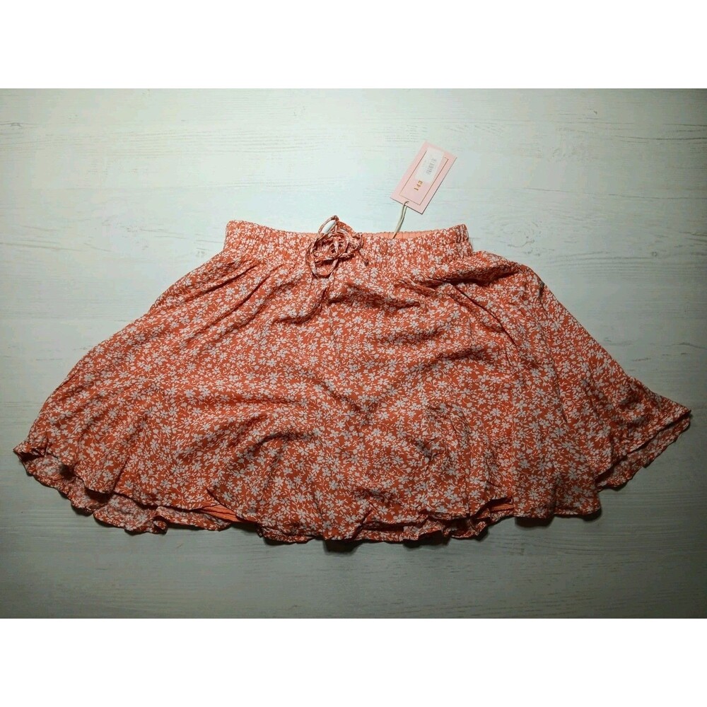 143 Story By Line Up Women’s Small Floral Print Ruffle Bottom Mini Skirt Size S